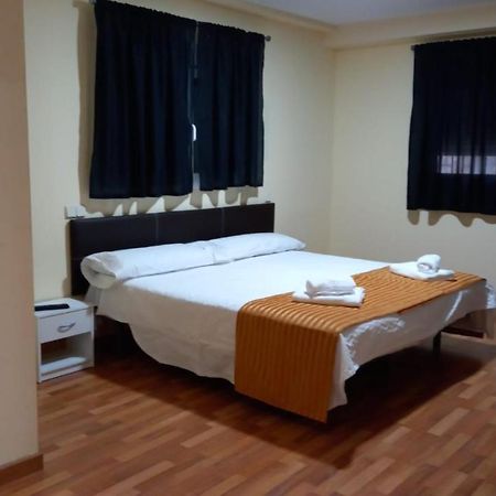 Las Olivas- Borox Aparthotel Seseña Nuevo Exterior foto